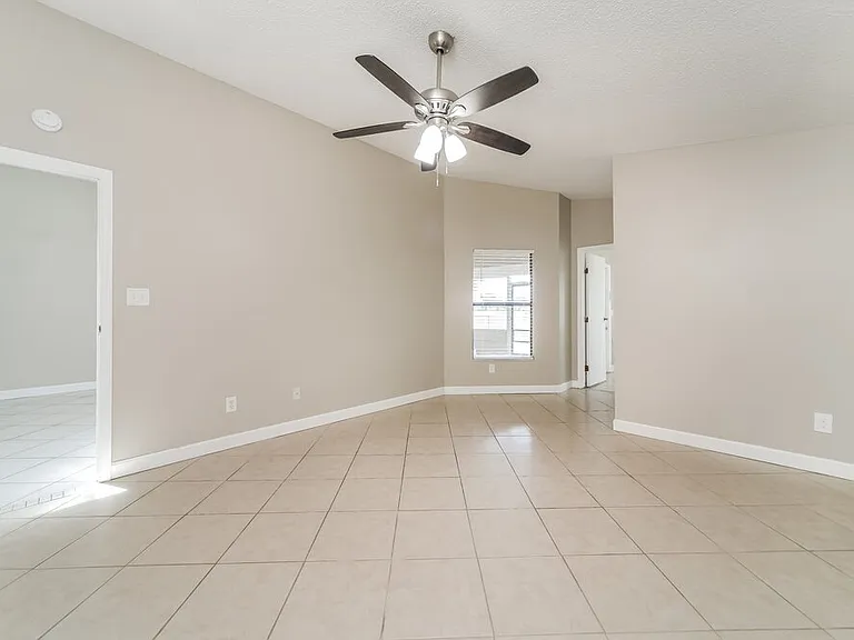 3422 Burlington Dr — Photo 11