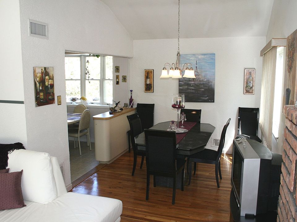 1st image of 47 McKinley St
