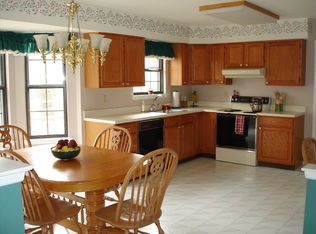 105 Forbes Dr, Atco, NJ 08004