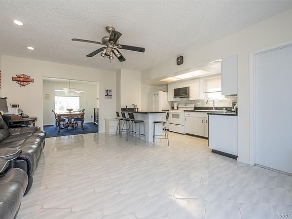 2nd image of 3124 Ralph Avenue