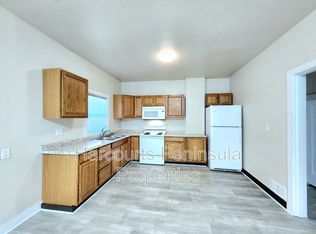 2305 6th St APT A, Bremerton, WA 98312