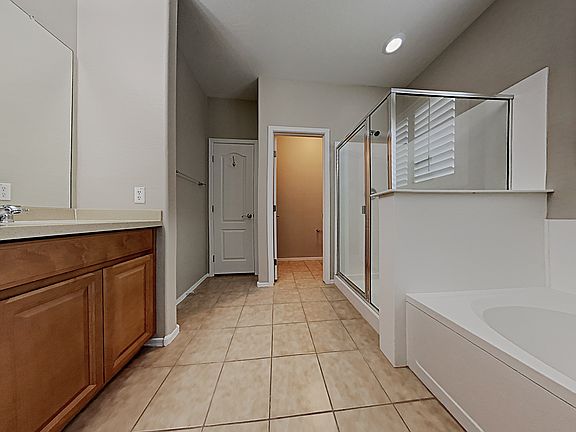 3rd image of 863 E Pasture Canyon Dr