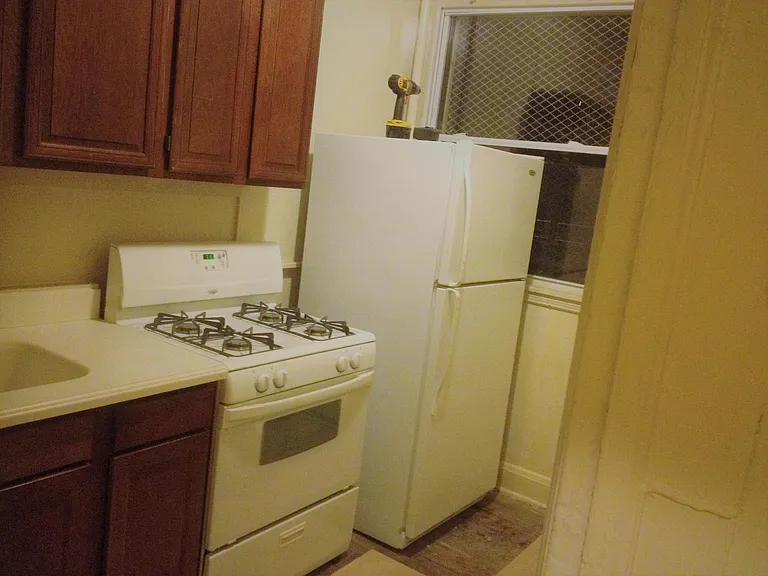 3711 Liberty Heights Ave #2W — Photo 4