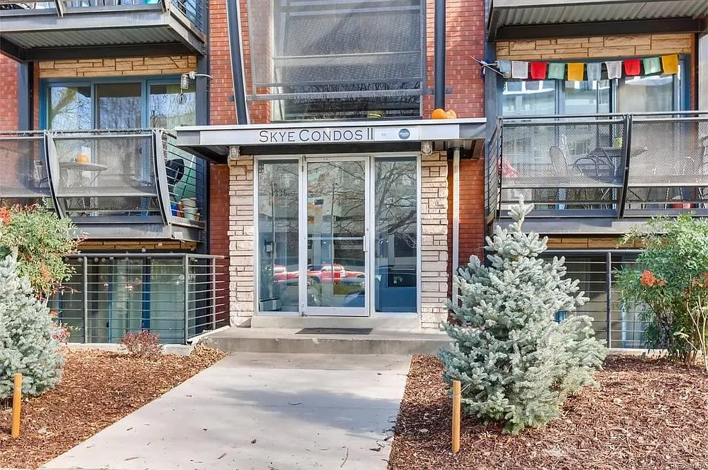 1 bed, 651 sqft, $1,525 — Photo 2