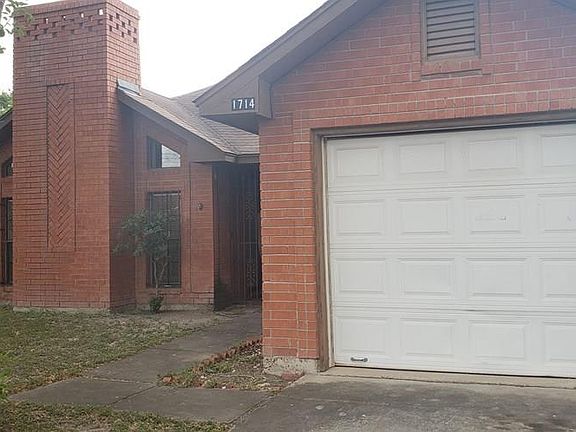 2nd image of 1714 Bobcat Ln