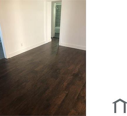3rd image of 945 W 75th St