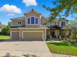 18637 W 97th Ter, Lenexa, KS 66220