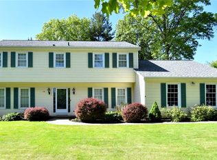 118 Clairhaven Dr, Hudson, OH 44236
