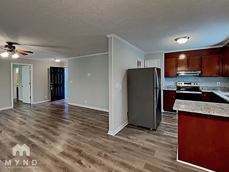 720 Bermuda Ave — Photo 8