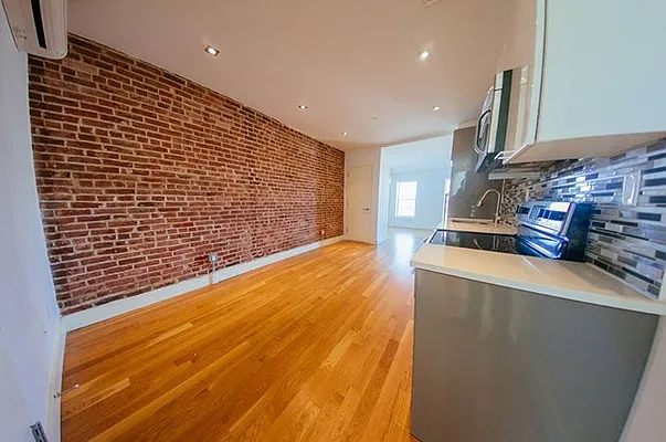 Rented by Lofts and Flats LLC | media 61