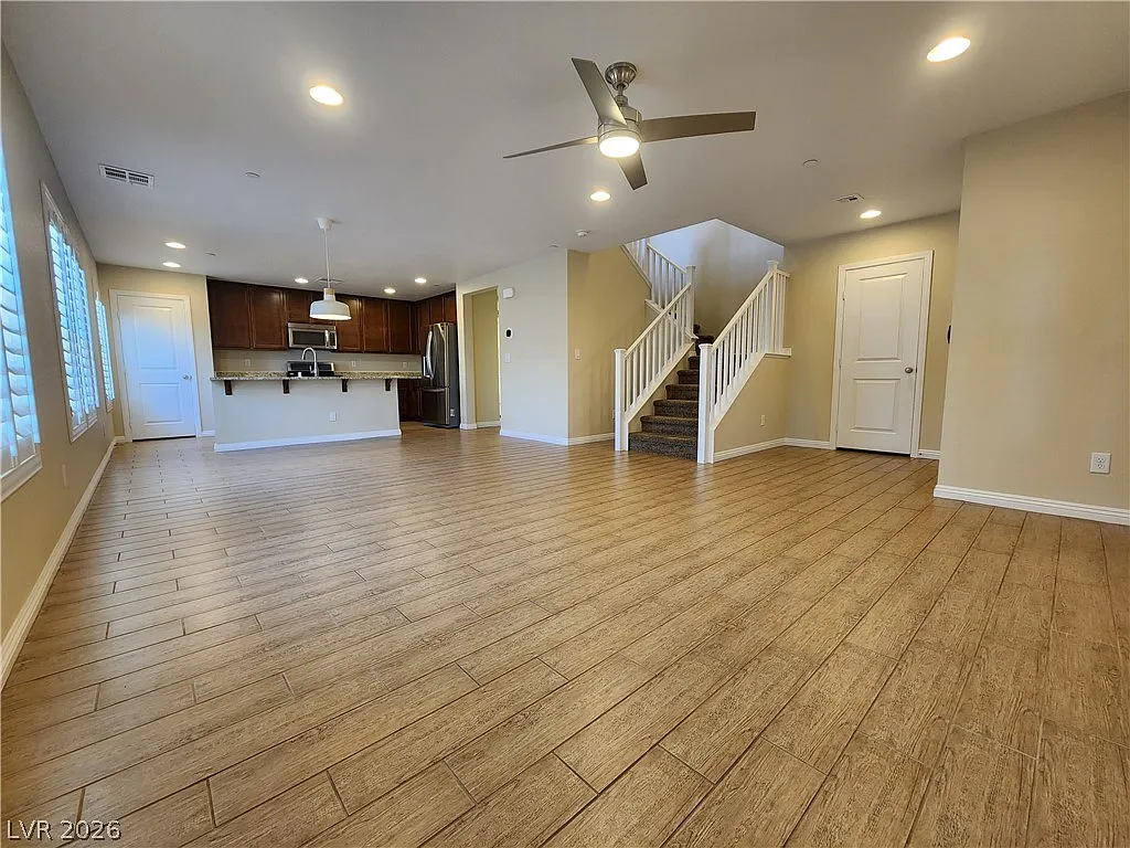 3001 Camino Sereno Ave — Photo 4