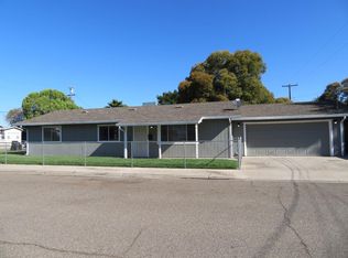 850 Pleasanton Pl, Oakdale, CA