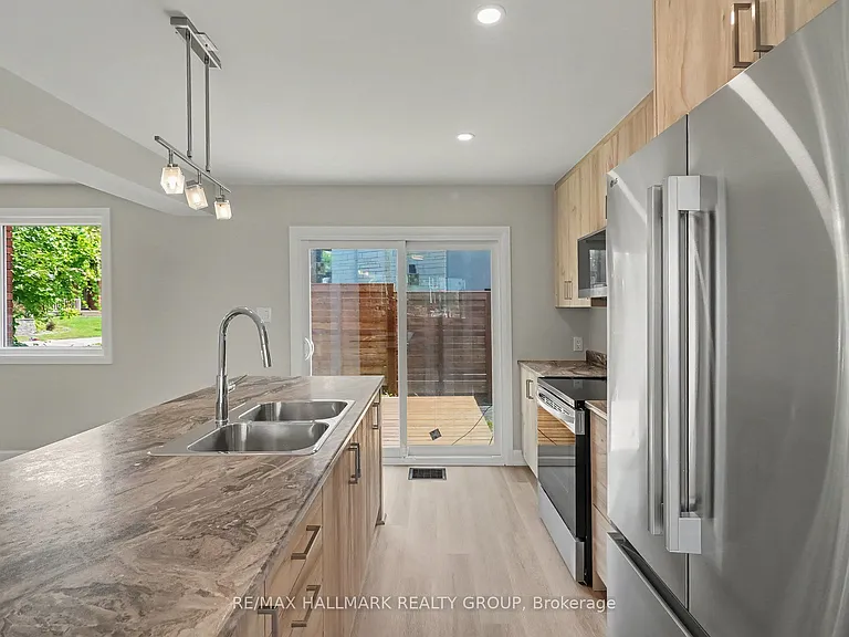 1202 Byron Ave #1 — Photo 7