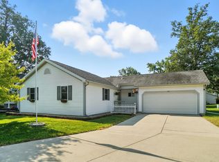 206 White Oaks Ct, Russells Point, OH 43348