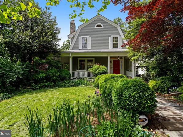 6218 30th St NW, Washington, DC 20015