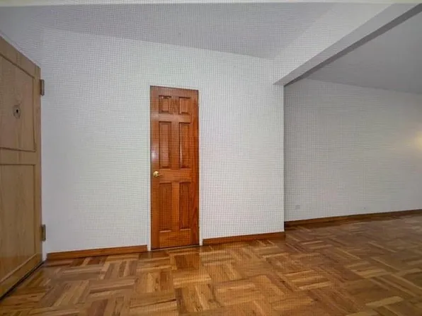 2727 Ocean Parkway A14 image 7 of 7
