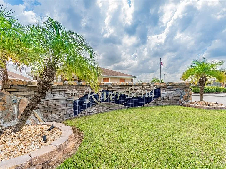 2222 Roanoke Springs Dr — Photo 53