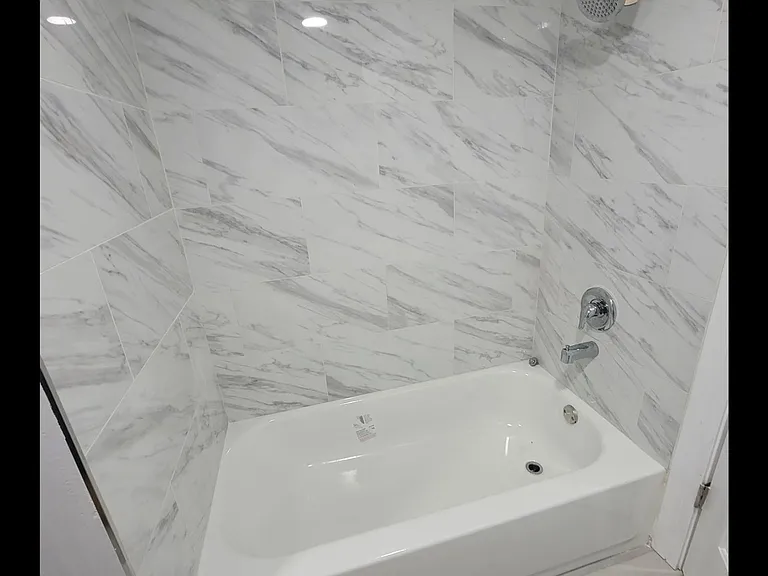 8715 W Summerdale Ave #G — Photo 11