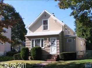 23 4th St, Wood Ridge, NJ 07075