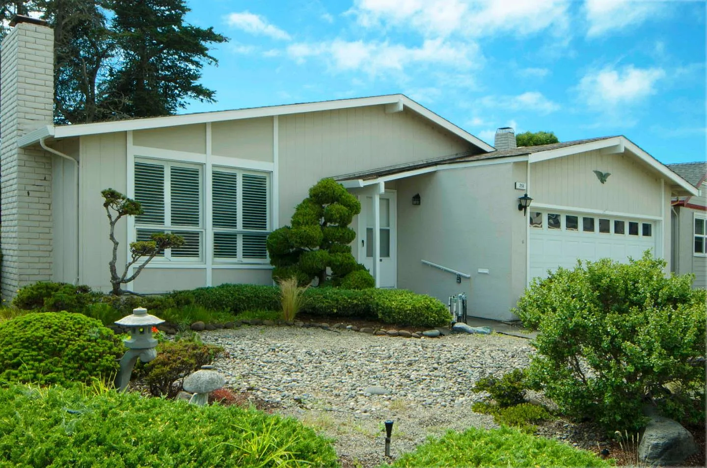 251 Shelter Cove Dr photo 1