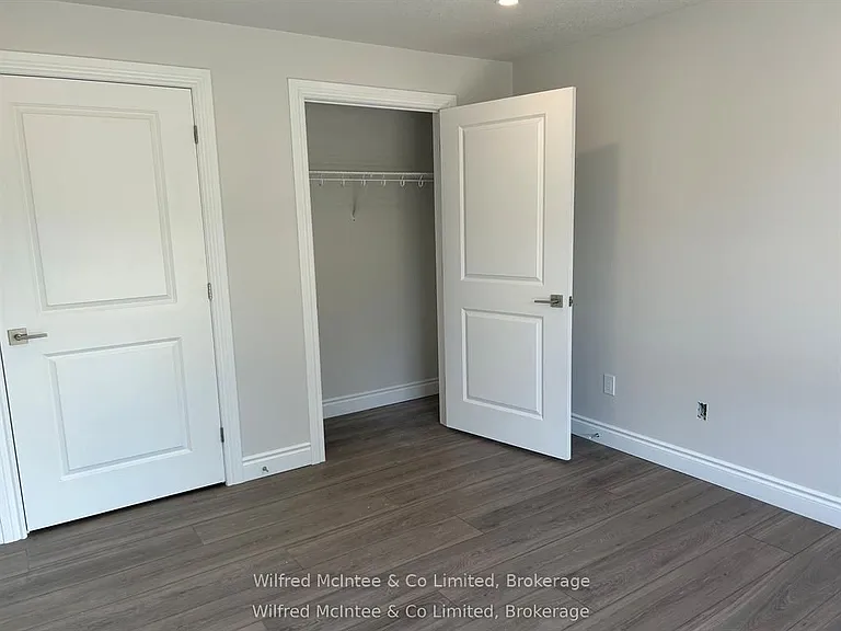 380 1st Ave N #5 — Photo 12