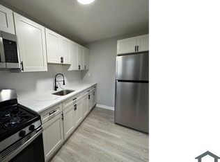 5115 Pall Mall Rd, Baltimore, MD 21215