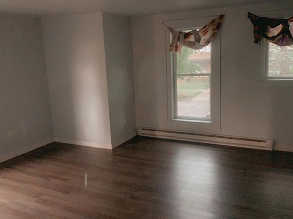 5th image of 1630 W Pacific Ave APT 4