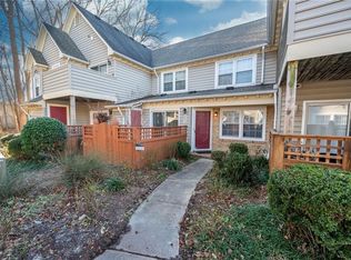 405 Camberley Way APT G, Chesapeake, VA 23320