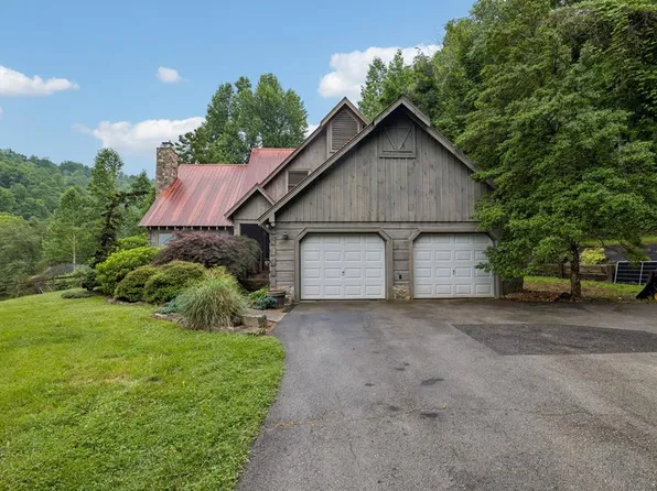 2500/10 Chimney Springs Rd, Cookeville, TN 38506