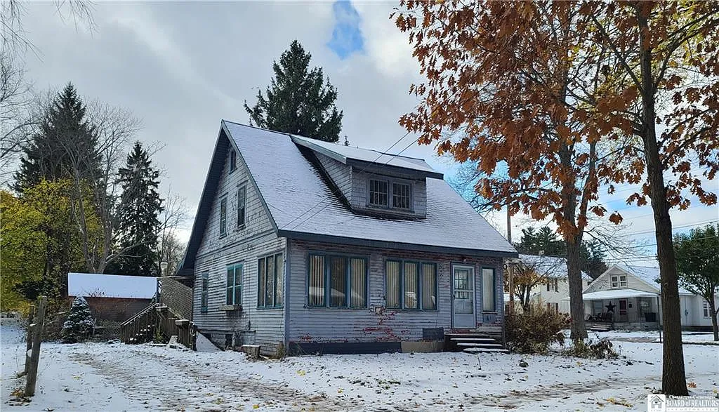 65 W Mosher St photo 1