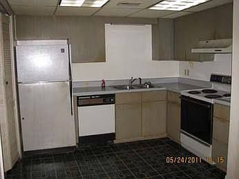 2nd image of 3480 NW 37th Ave