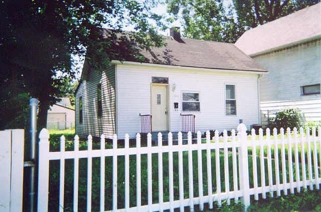 1st image of 1429 E English Ave