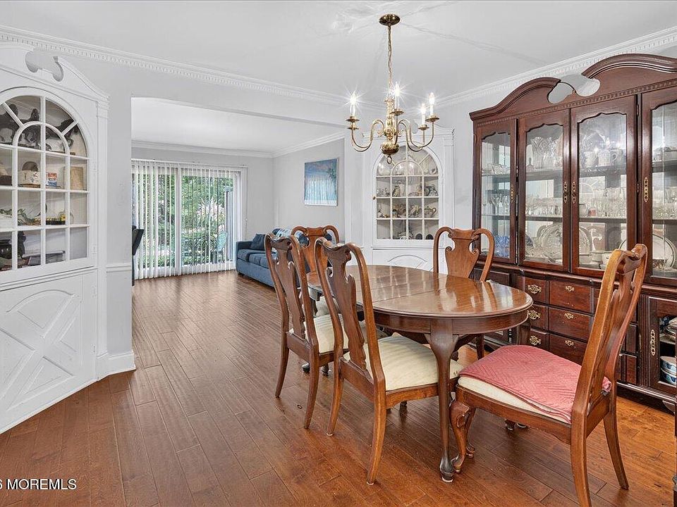 1st image of 32 Andover Court