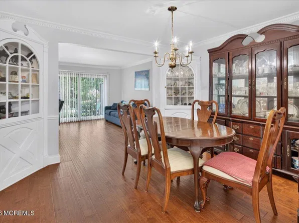32 Andover Court, Red Bank, NJ 07701