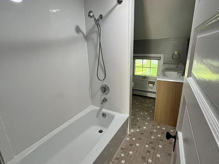 14 Waterview Ave #14 — Photo 4