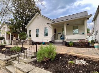 726 4th St, Marietta, OH 45750
