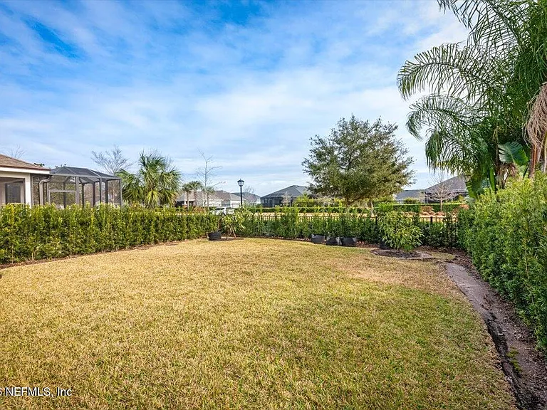 63 Millenia Dr — Photo 5