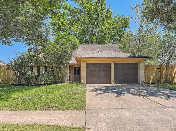 6715 La Sombra Dr, Houston, TX 77083