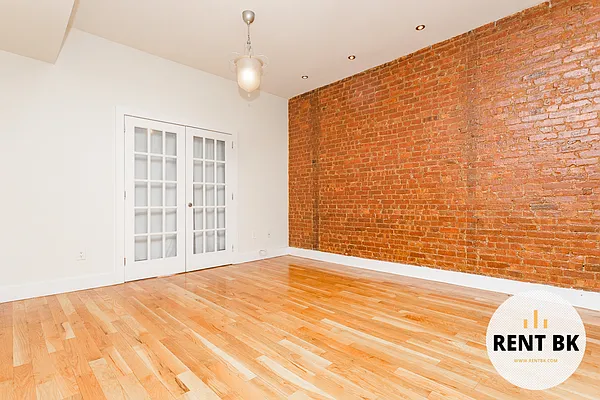 Rented by RENTBK LLC | media 15