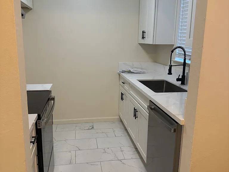 5960 Walerga Rd #4 — Photo 2
