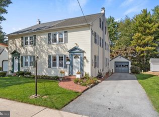 131 E Market St, Lititz, PA 17543