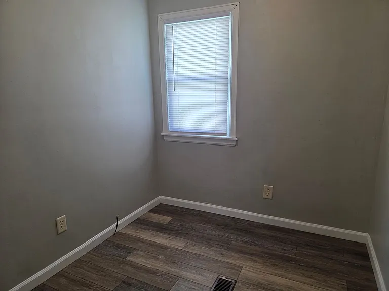 2721 Milburn Blvd — Photo 4