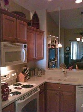 3rd image of 811 Fairwaycove Ln Unit 204