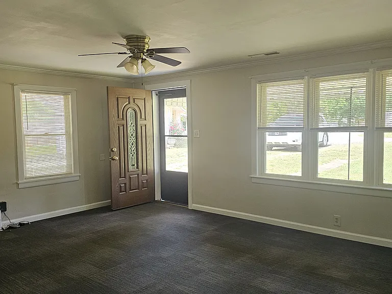 100 Coley Cir — Photo 7
