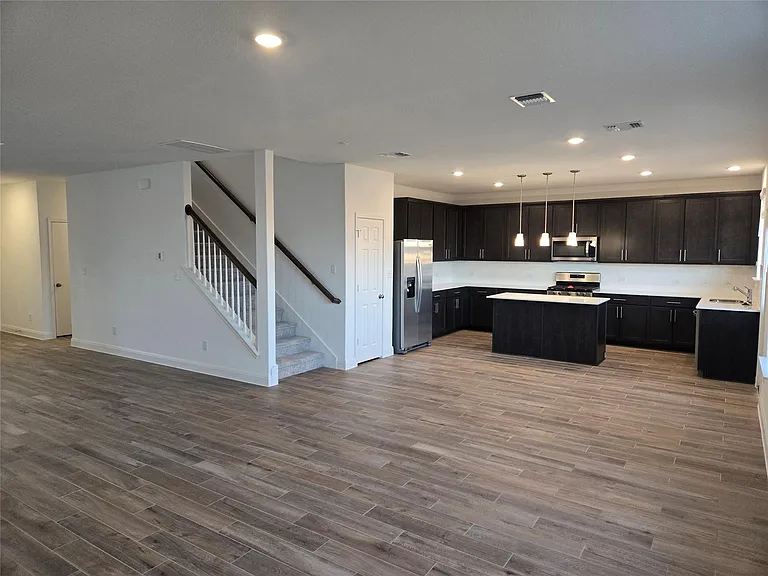 408 Acuff Ln — Photo 11