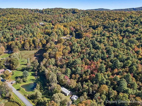 3rd image of 576 Bartlett Brook Road