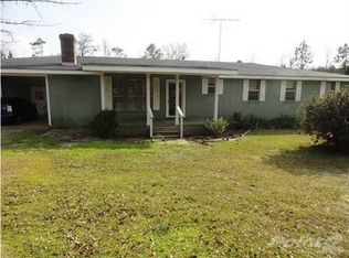 3001 Judy Ln, Century, FL 32535