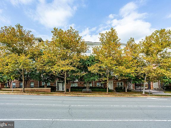 2nd image of 9490 Virginia Center Blvd Unit 245