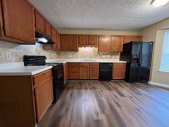 5th image of 6570 Meadow Rue Dr