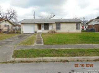 5015 Creekmoor Dr, San Antonio, TX 78220